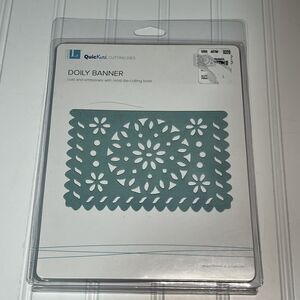 QuicKutz Cutting Dies Doily Banner new 3.66" x 5.3"